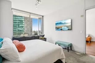 2900 McKinnon St, Dallas, TX 75201 - Photo 16