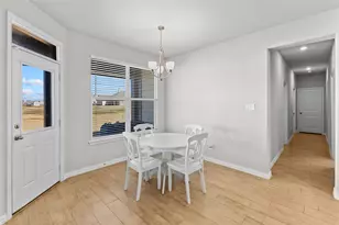 185 Chester Rd, Springtown, TX 76082 - Photo 10