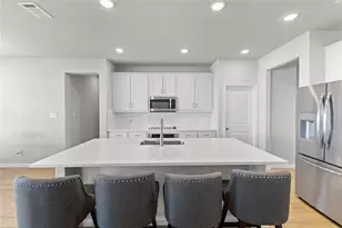 185 Chester Rd, Springtown, TX 76082 - Photo 8