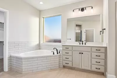 213 Navajo Trail, Alvarado, TX 76009 - Photo 32