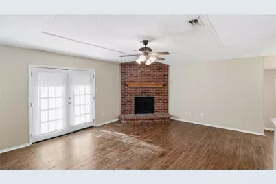 773 Parkview Drive, Burleson, TX 76028 - Photo 6