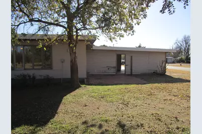 602 E Texas Street, Crowell, TX 79227 - Photo 10