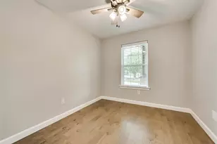 600 N 1st St, Midlothian, TX 76065 - Photo 16