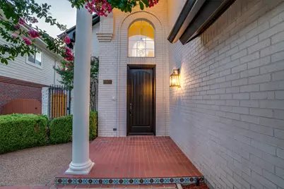 8931 Club Creek Circle, Dallas, TX 75238 - Photo 34