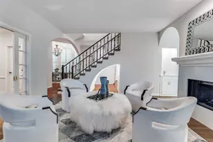 8931 Club Creek Cir, Dallas, TX 75238 - Photo 10