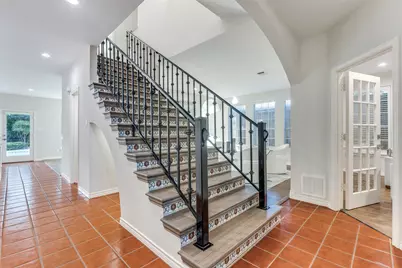 8931 Club Creek Circle, Dallas, TX 75238 - Photo 8