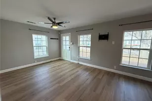 4205 Valentine St, Fort Worth, TX 76107 - Photo 4