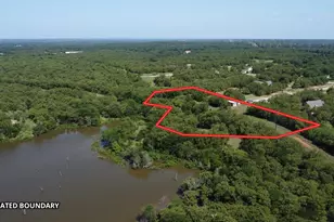 194 Lakeview Ct, Sunset, TX 76270 - Photo 1