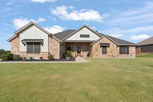 121 Treys Way, Godley, TX 76044 - Photo 1