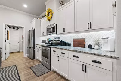 121 Treys Way, Godley, TX 76044 - Photo 10