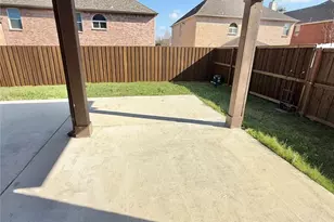 308 Serenade Ln, Euless, TX 76039 - Photo 36