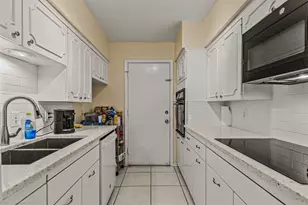 7910 Northaven Rd, Dallas, TX 75230 - Photo 6