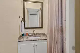 7910 Northaven Rd, Dallas, TX 75230 - Photo 14