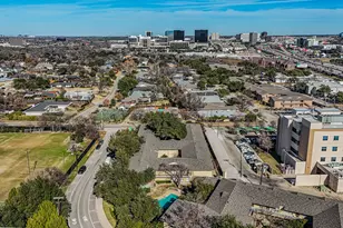 7910 Northaven Rd, Dallas, TX 75230 - Photo 20