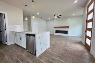 2507 Lakeridge Dr, Granbury, TX 76048 - Photo 6