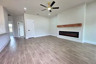 2507 Lakeridge Dr, Granbury, TX 76048 - Photo 8