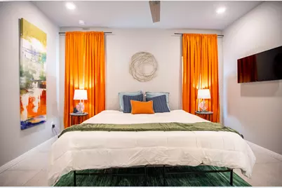 836 E Maddox Avenue, Fort Worth, TX 76104 - Photo 20