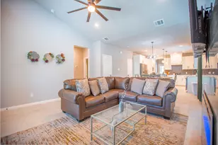 836 E Maddox Ave, Fort Worth, TX 76104 - Photo 6