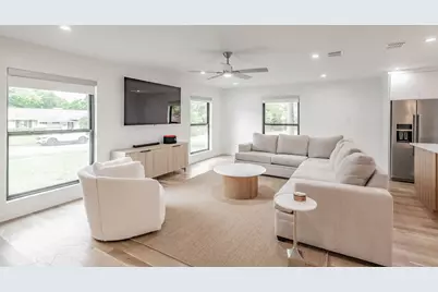 3641 Timberview Road, Dallas, TX 75229 - Photo 4