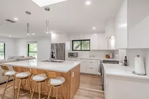 3641 Timberview Rd, Dallas, TX 75229 - Photo 8