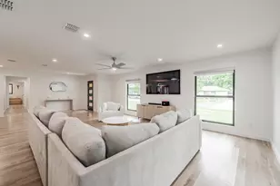 3641 Timberview Rd, Dallas, TX 75229 - Photo 6