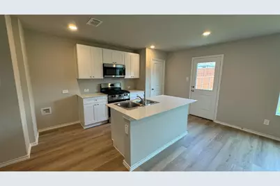 5556 Corduroy Road, Denton, TX 76249 - Photo 2