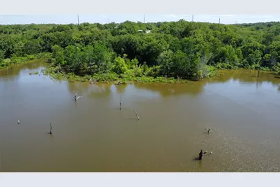 194 Lakeview, Sunset, TX 76270 - Photo 6