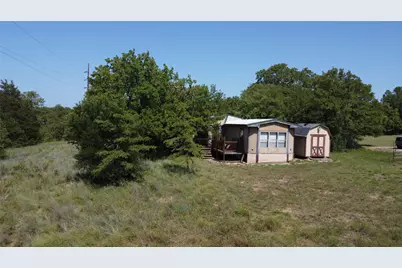 194 Lakeview, Sunset, TX 76270 - Photo 8