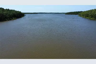 194 Lakeview, Sunset, TX 76270 - Photo 6