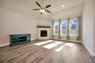 9820 Surveyor Rd, Little Elm, TX 75068 - Photo 8