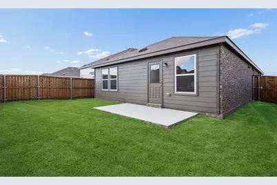 7510 Fenton Parkway, Pilot Point, TX 76258 - Photo 16