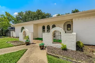 3605 Spring Valley Dr, Bedford, TX 76021 - Photo 32