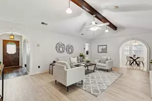 3605 Spring Valley Dr, Bedford, TX 76021 - Photo 4