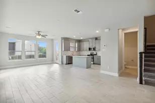 625 Hutchinson Ln, Lewisville, TX 75077 - Photo 6