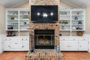 162 High Ridge Dr, Bruceville, TX 76630 - Photo 6