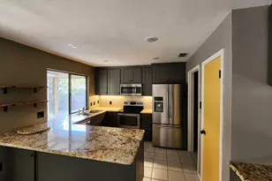 3920 Woodruff Ct, Arlington, TX 76017 - Photo 12