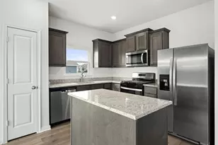 1613 Harvester Dr, Fort Worth, TX 76140 - Photo 2