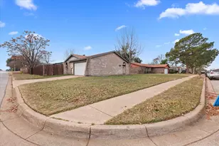 7636 Castillo Rd, Fort Worth, TX 76112 - Photo 26
