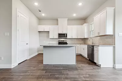 548 Hutchinson Lane, Lewisville, TX 75077 - Photo 1