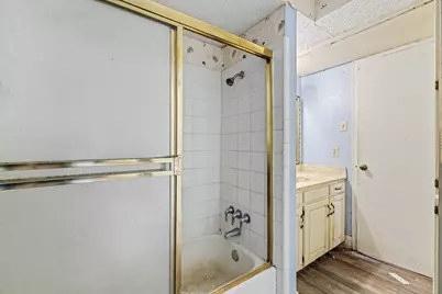 4205 Avondale Avenue #104, Dallas, TX 75219 - Photo 18