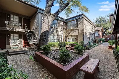 4205 Avondale Avenue #104, Dallas, TX 75219 - Photo 4