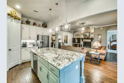 204 Shadow Creek Lane, Lake Dallas, TX 75065 - Photo 16