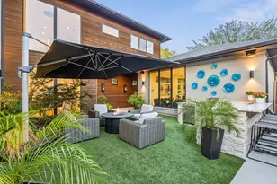 9733 Mixon Dr, Dallas, TX 75220 - Photo 24