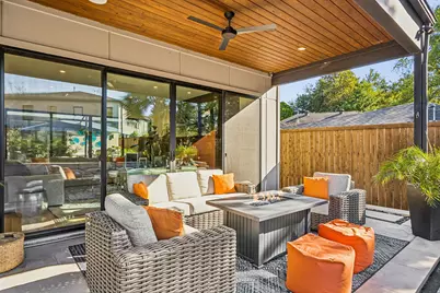 9733 Mixon Drive, Dallas, TX 75220 - Photo 6