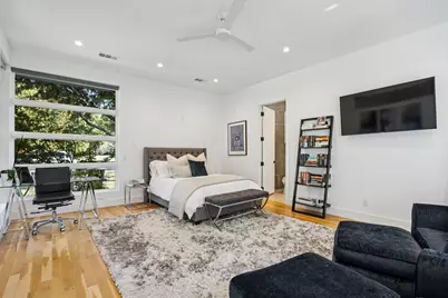 9733 Mixon Drive, Dallas, TX 75220 - Photo 24