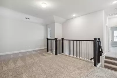 552 Hutchinson Lane, Lewisville, TX 75077 - Photo 6