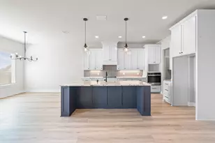 900 Day Star Dr, Hewitt, TX 76643 - Photo 12