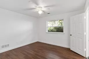 3005 Club Hill Dr, Garland, TX 75043 - Photo 30