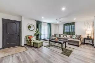 7933 Joreen Dr, North Richland Hills, TX 76180 - Photo 2