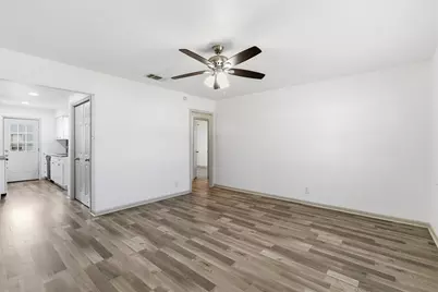 224 E Lake Street #224, Sherman, TX 75090 - Photo 2
